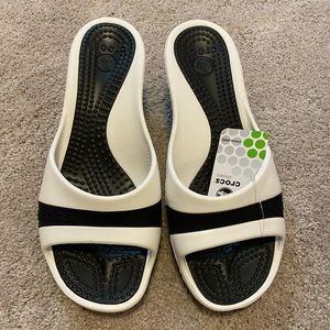 Croc wedge sandals